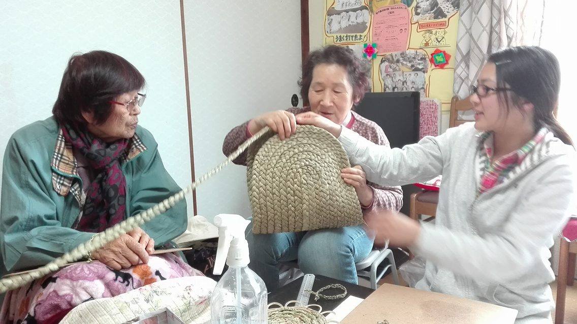 ⑨興味しんしんに盛り上がる