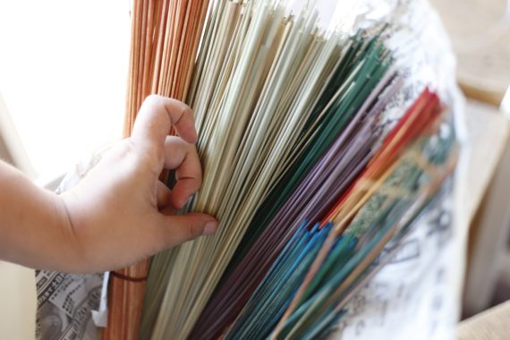 備後い草でおしゃれに、誰でも簡単アクセサリー作り